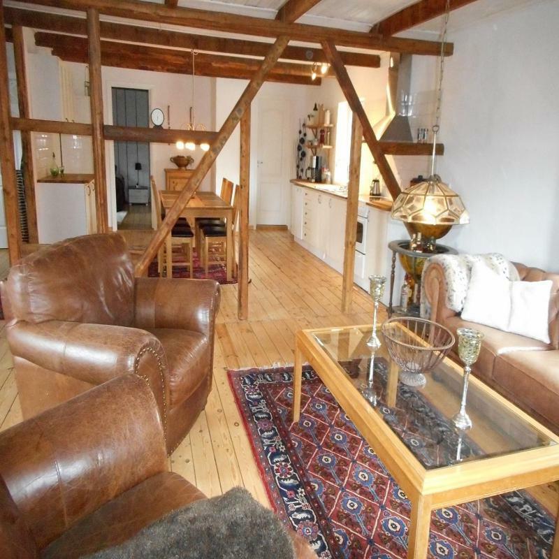 Rostanga Vacation Apartments Екстериор снимка